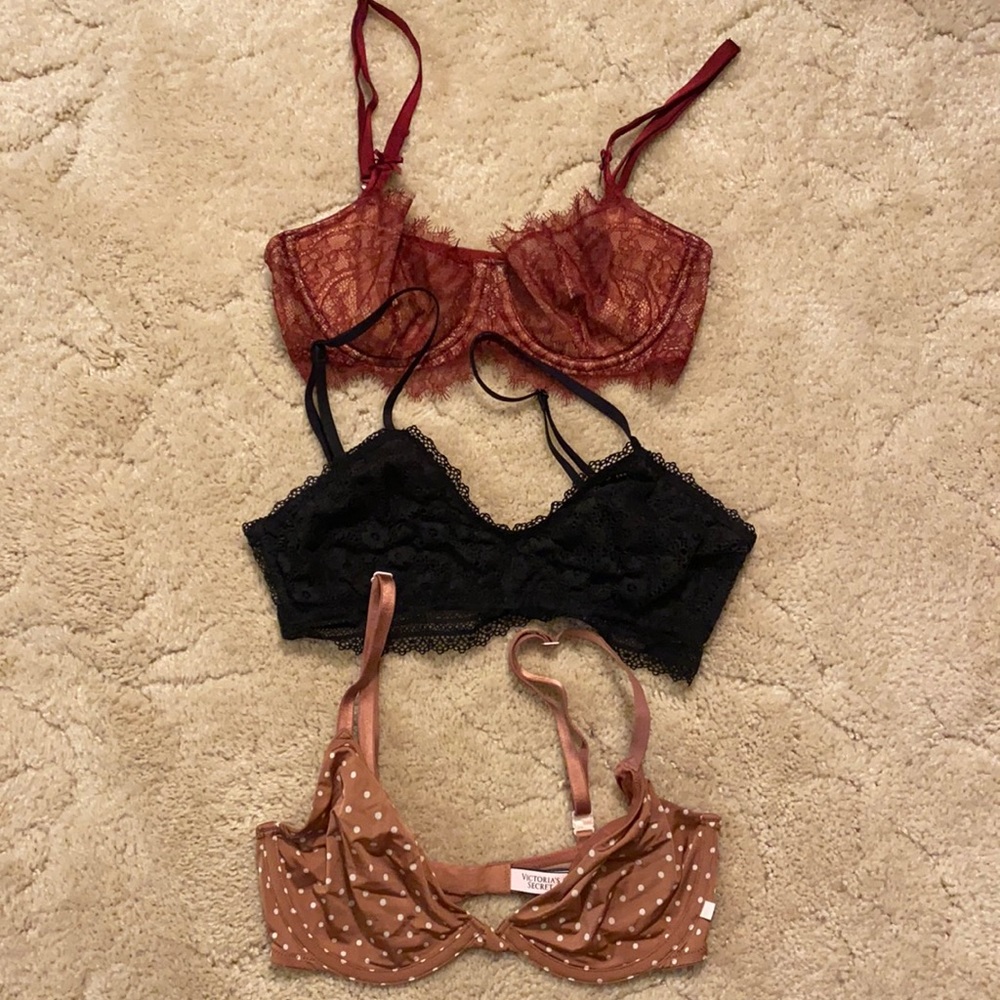 Victoria’s Secret bras, lot/3, 32D/small